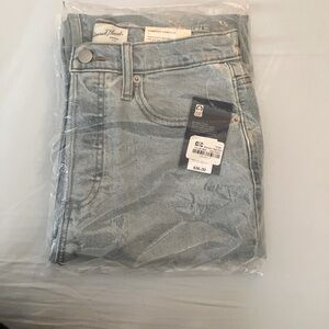 💎 BRAND NEW 💎 Universal Thread Jeans